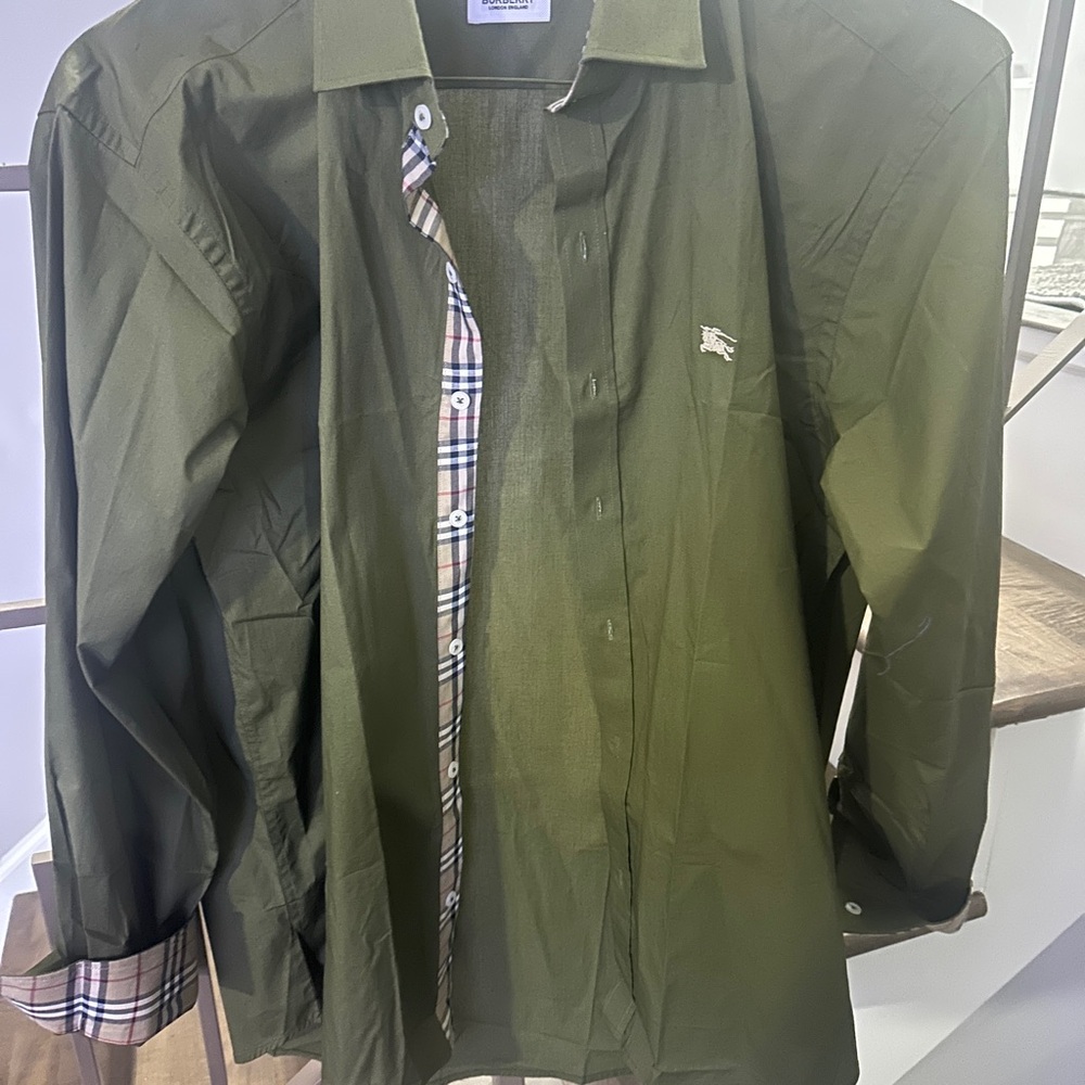 Brand New Mens Burberry Button-Up Shirt